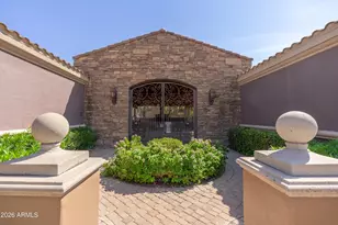 3935 E Rough Rider Rd, Phoenix, AZ 85050 - Photo 36