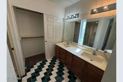 4053 E Woodland Drive, Phoenix, AZ 85048 - Photo 28