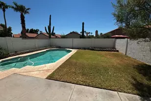 4053 E Woodland Dr, Phoenix, AZ 85048 - Photo 2
