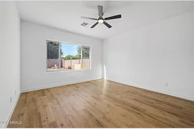 706 E Las Colinas Place, Chandler, AZ 85249 - Photo 16