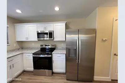 17049 W Marshall Lane, Surprise, AZ 85388 - Photo 8