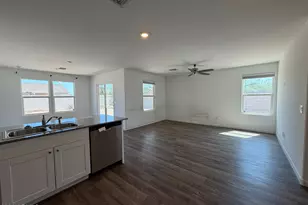 9864 W Arvada Dr, Arizona City, AZ 85123 - Photo 20