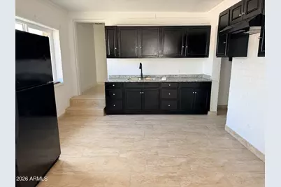 10732 W Apache Street, Avondale, AZ 85323 - Photo 2