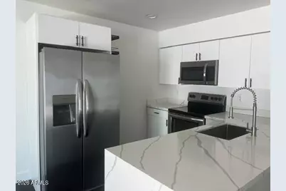3219 N 66th Street #Apt 5, Scottsdale, AZ 85251 - Photo 4