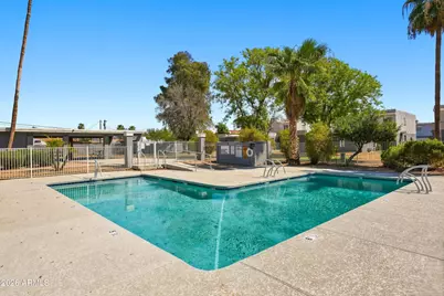6649 N 27th Avenue, Phoenix, AZ 85017 - Photo 2