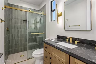 1303 E Orangewood Ave, Phoenix, AZ 85020 - Photo 36