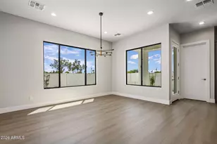 1303 E Orangewood Ave, Phoenix, AZ 85020 - Photo 12