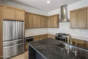 1303 E Orangewood Ave, Phoenix, AZ 85020 - Photo 4