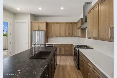 1303 E Orangewood Avenue, Phoenix, AZ 85020 - Photo 6