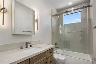 1303 E Orangewood Ave, Phoenix, AZ 85020 - Photo 24