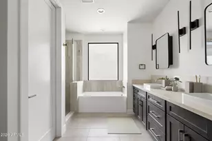 1303 E Orangewood Ave, Phoenix, AZ 85020 - Photo 18