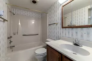 10330 W Thunderbird Blvd, Sun City, AZ 85351 - Photo 14