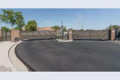 7817 N 86th Lane, Glendale, AZ 85305 - Photo 30