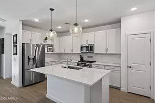 7817 N 86th Ln, Glendale, AZ 85305 - Photo 2