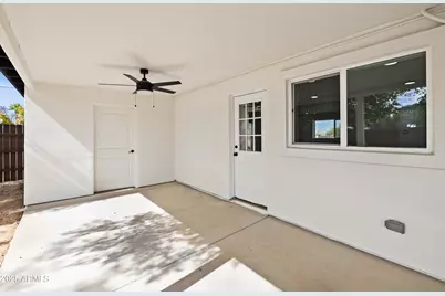 2201 N 29th Place, Phoenix, AZ 85008 - Photo 30