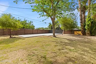 2201 N 29th Pl, Phoenix, AZ 85008 - Photo 32