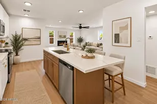 2201 N 29th Pl, Phoenix, AZ 85008 - Photo 12