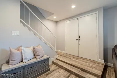7639 E Montecito Avenue, Scottsdale, AZ 85251 - Photo 6
