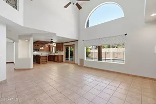 4658 E Kelly Dr, Gilbert, AZ 85234 - Photo 4