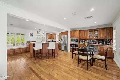5034 E Wethersfield Road, Scottsdale, AZ 85254 - Photo 8