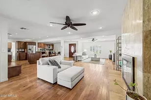 5034 E Wethersfield Rd, Scottsdale, AZ 85254 - Photo 6