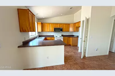 8306 W Pineveta Drive, Arizona City, AZ 85123 - Photo 6