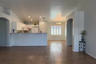 6630 S 25th Ave, Phoenix, AZ 85041 - Photo 10