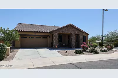 17947 W Fairview Street, Goodyear, AZ 85338 - Photo 4