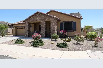 17947 W Fairview Street, Goodyear, AZ 85338 - Photo 2
