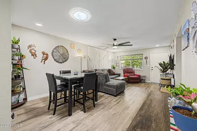 11005 W Santa Fe Drive, Sun City, AZ 85351 - Photo 4