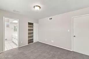 332 W Kerry Ln, Phoenix, AZ 85027 - Photo 20