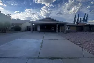 332 W Kerry Ln, Phoenix, AZ 85027 - Photo 1