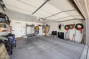 173 W Smoke Tree Rd, Gilbert, AZ 85233 - Photo 28