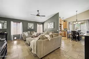 173 W Smoke Tree Rd, Gilbert, AZ 85233 - Photo 10