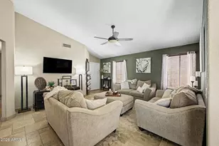 173 W Smoke Tree Rd, Gilbert, AZ 85233 - Photo 8