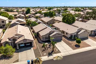 173 W Smoke Tree Rd, Gilbert, AZ 85233 - Photo 36