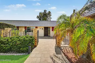 10311 W Kingswood Cir, Sun City, AZ 85351 - Photo 2