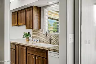 10311 W Kingswood Cir, Sun City, AZ 85351 - Photo 4