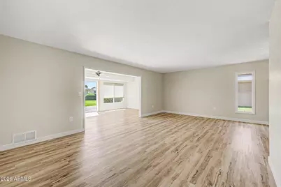 10311 W Kingswood Circle, Sun City, AZ 85351 - Photo 18