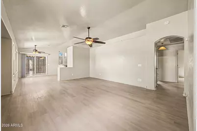 5409 S 15th Way SE, Phoenix, AZ 85040 - Photo 2