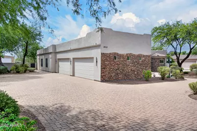 2613 W Irvine Road, Phoenix, AZ 85086 - Photo 2