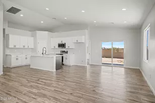 11175 W Laguna Dr, Arizona City, AZ 85123 - Photo 8