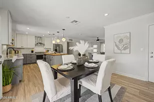 8119 E Palm Ln, Scottsdale, AZ 85257 - Photo 16