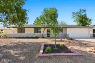 3821 W Desert Park Ln, Phoenix, AZ 85051 - Photo 2