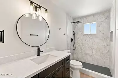 3821 W Desert Park Lane, Phoenix, AZ 85051 - Photo 18