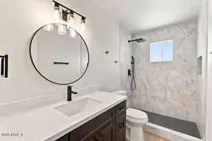 3821 W Desert Park Ln, Phoenix, AZ 85051 - Photo 18