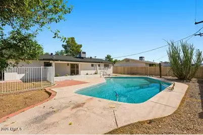 3821 W Desert Park Lane, Phoenix, AZ 85051 - Photo 26