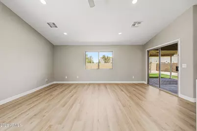 13274 W Market Street, Surprise, AZ 85374 - Photo 16