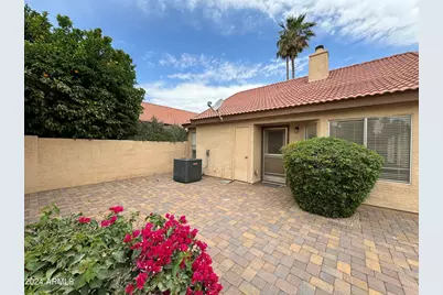 1823 E Secretariat Drive, Tempe, AZ 85284 - Photo 10