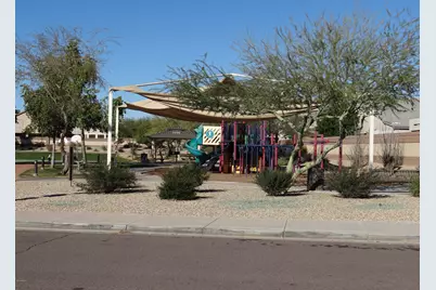 10331 W Carlota Lane, Peoria, AZ 85383 - Photo 4